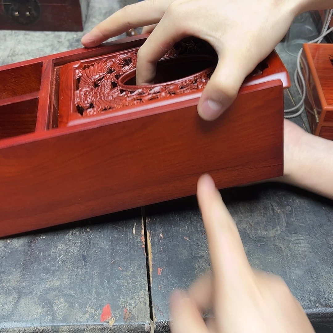 大叶紫檀（黑酸枝木类）