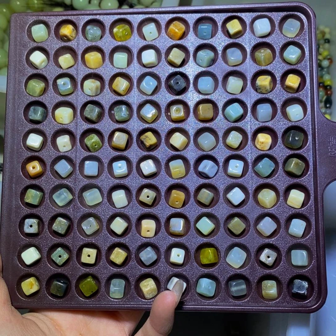 【闪购商品】蛇纹石玉颈饰未镶嵌226