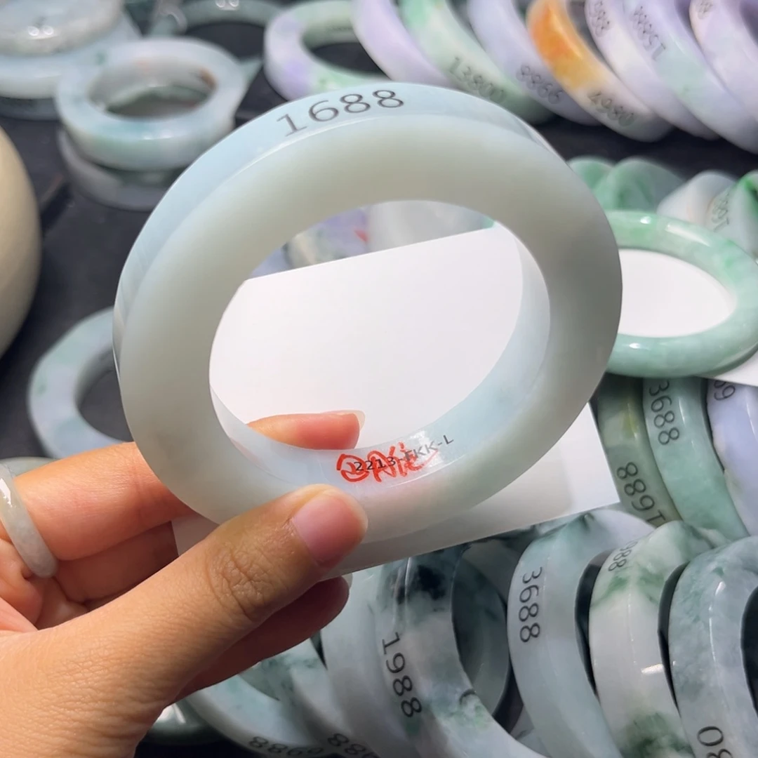 定制翡翠翡翠手镯未镶嵌