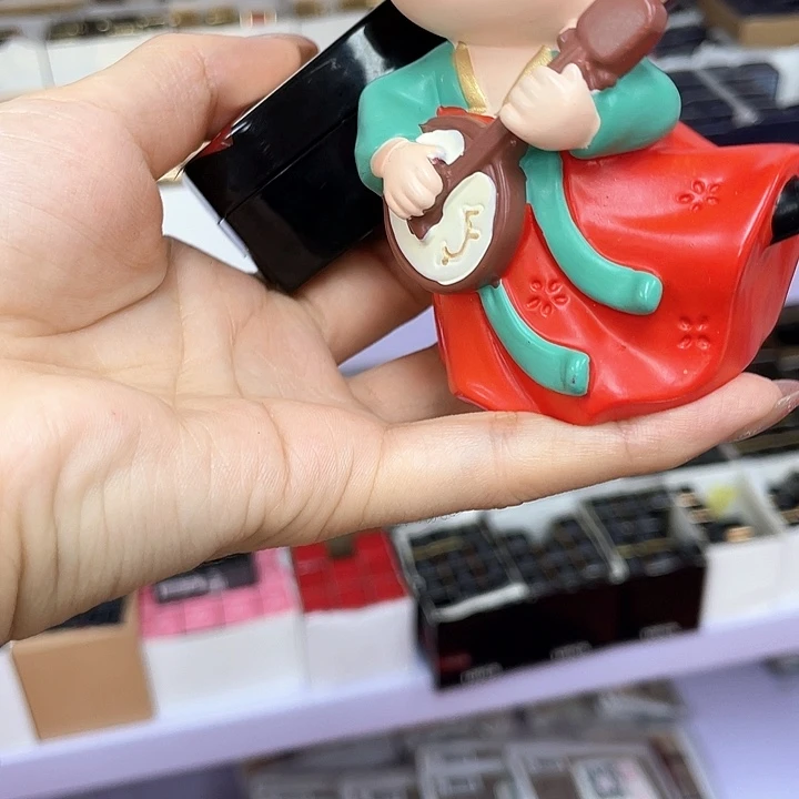 瓷片香奶奶果冻垫子陶瓷娃娃