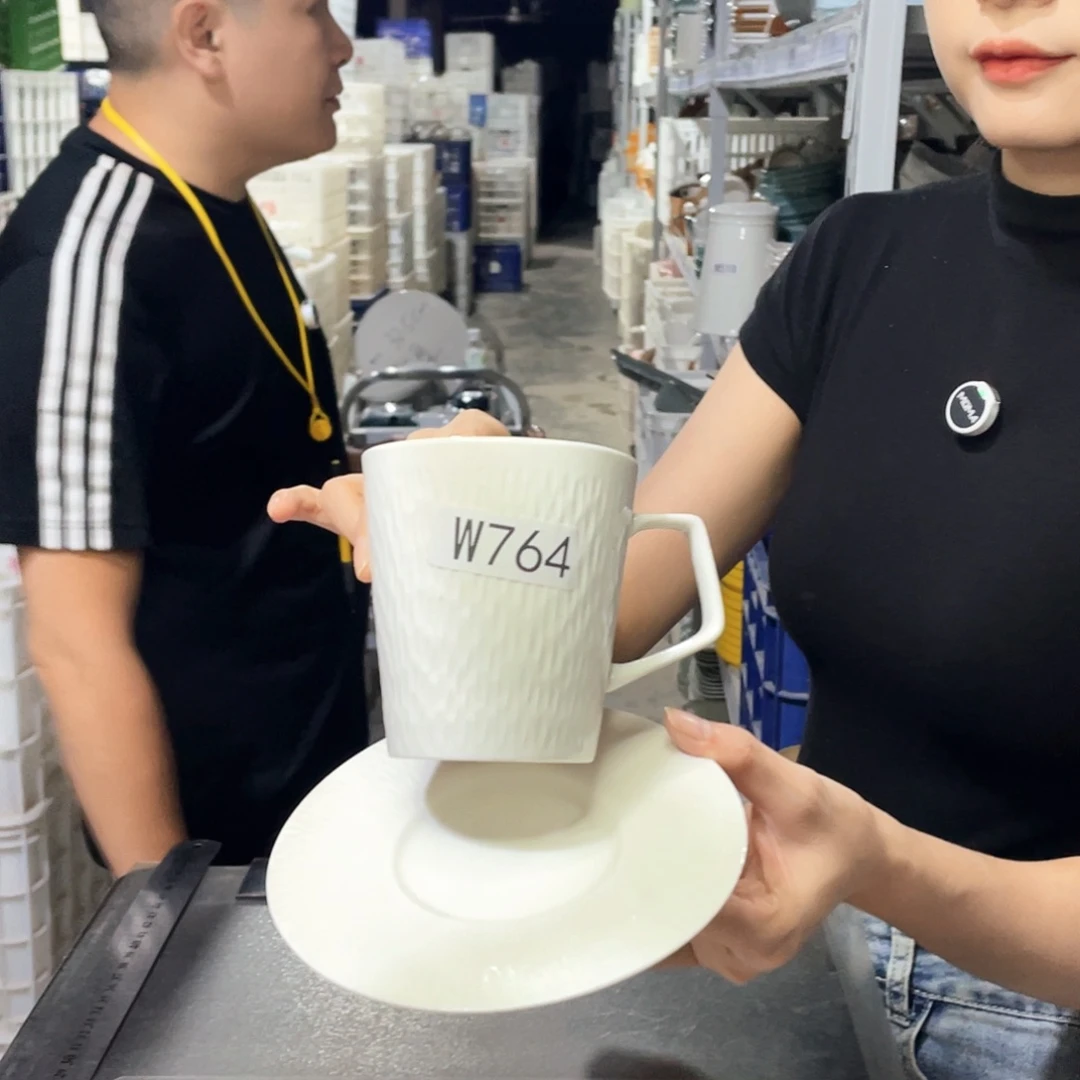 瓷片764           4杯4碟