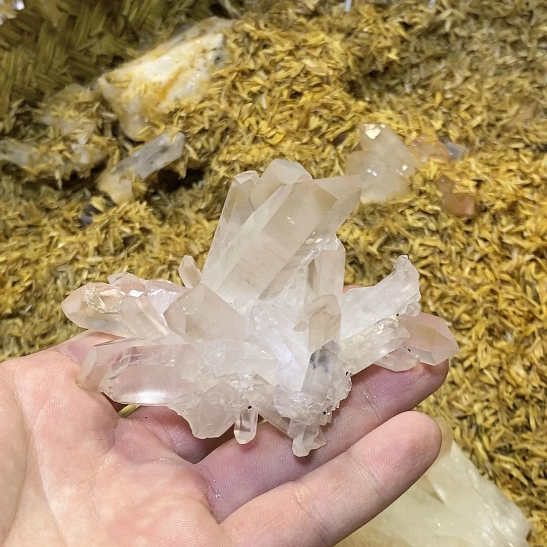 未镶嵌珠宝半成品水晶