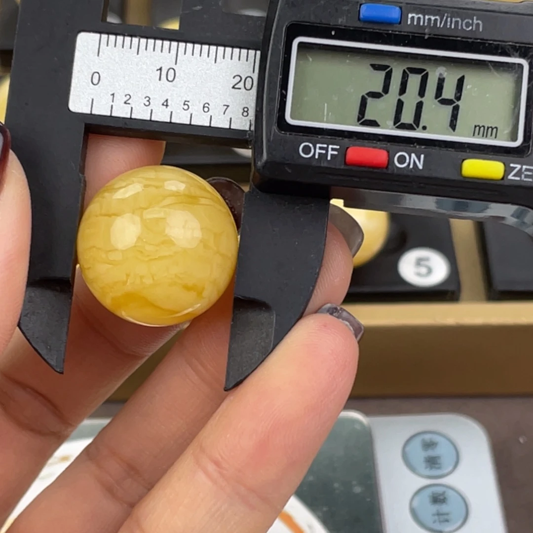 琥珀未镶嵌裸石蜜蜡455