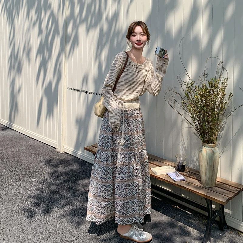 米色度假风针织镂空衫套装裙女2025夏季新款法式印花半身裙两件套