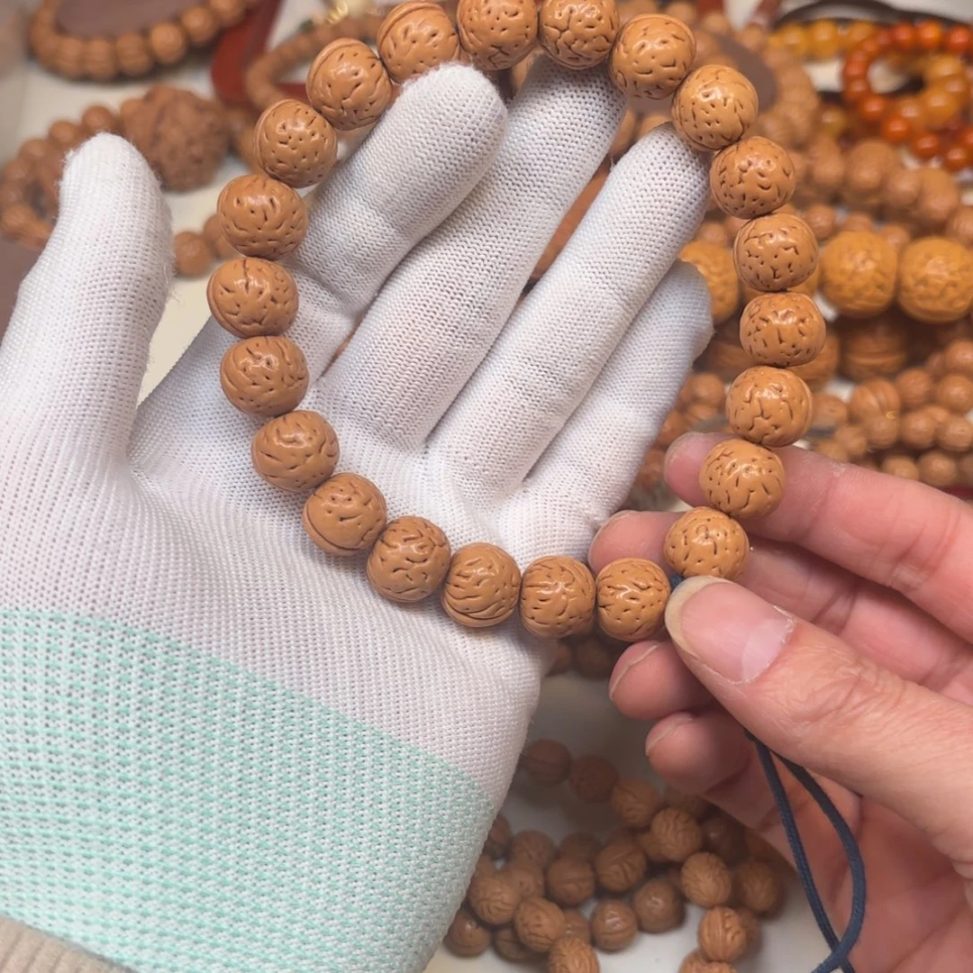 水***叔吊坠桃核444444444