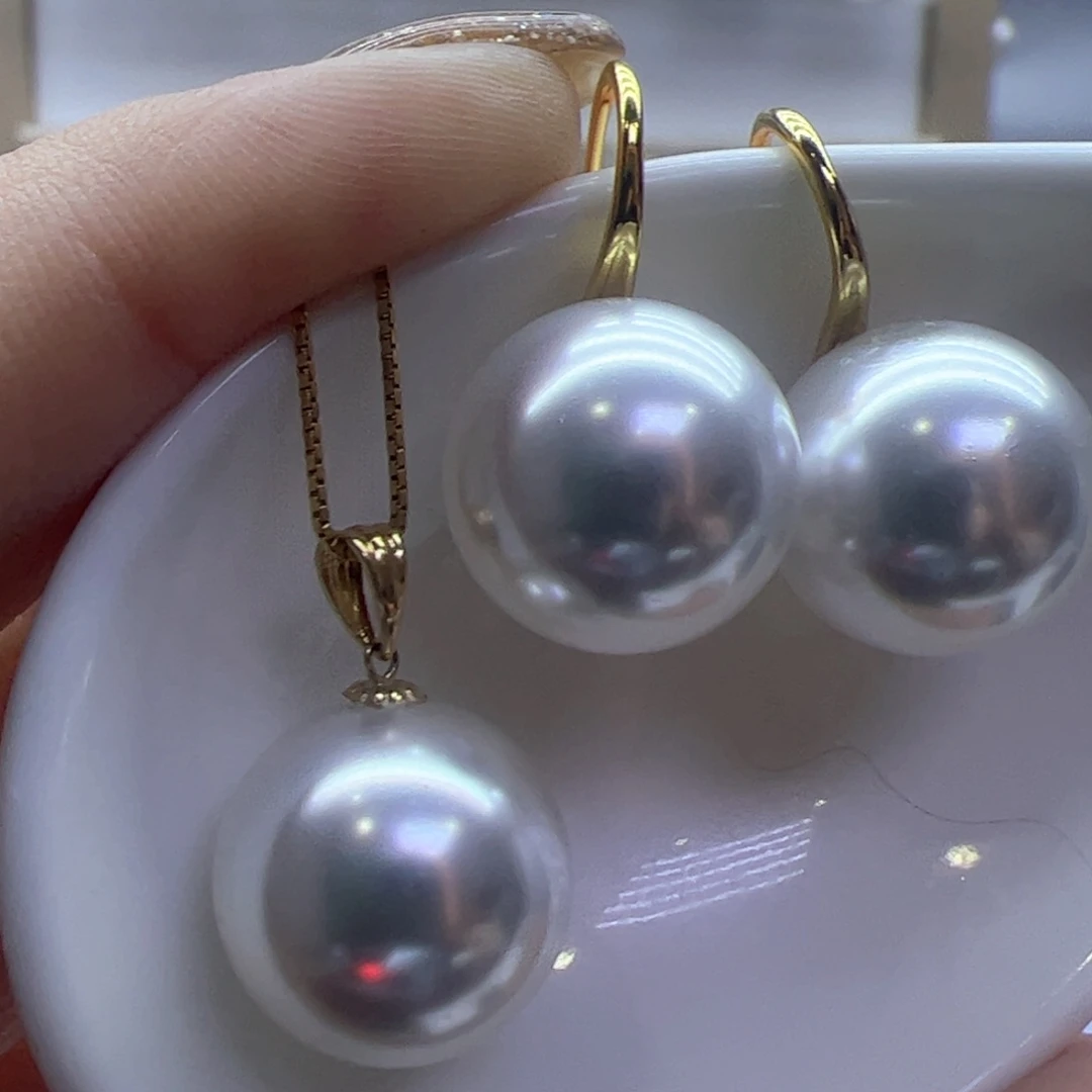 淡水珍珠吊坠(赠链)18K金镶嵌