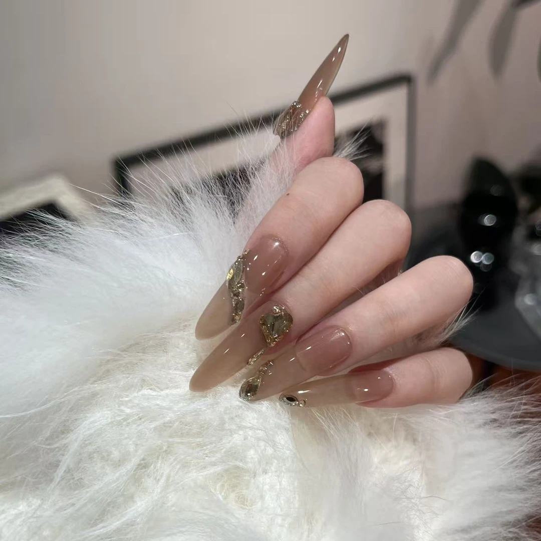 B/ 晚宴全华系列千金贵妇感秋冬显白香槟配冰茶高奢纯手工穿戴甲