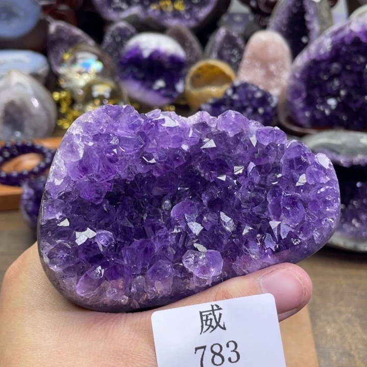 未镶嵌珠宝半成品水晶