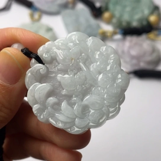 翡翠未镶嵌挂件翡翠