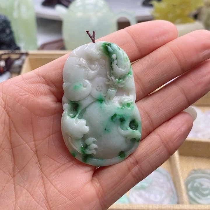 翡翠吊坠(不含链)未镶嵌我**啊