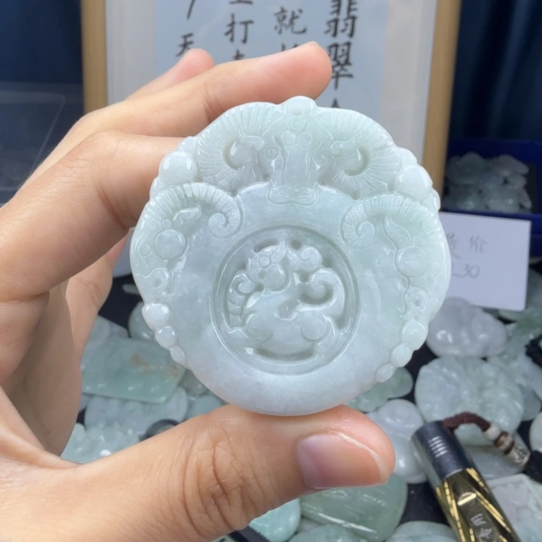 颈饰未镶嵌翡翠翡翠
