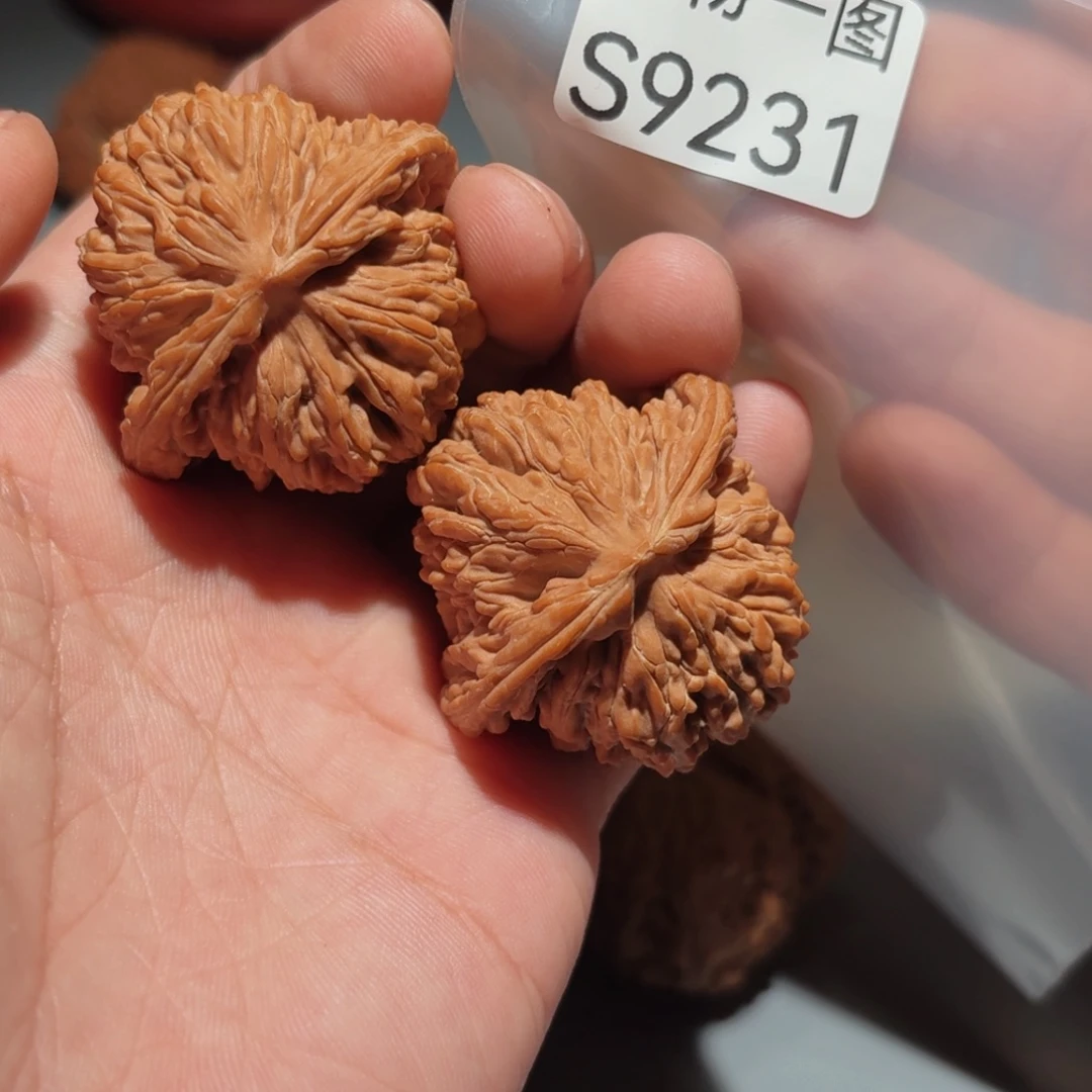 把件文玩核桃楼子