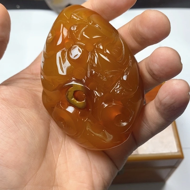 玛瑙/玉髓吊坠未镶嵌国*