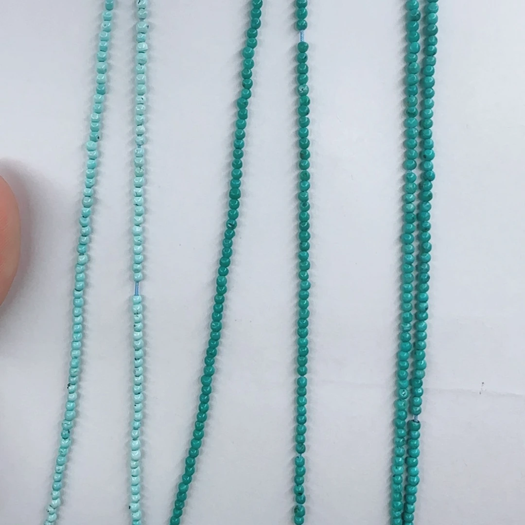 未镶嵌绿松石颈饰