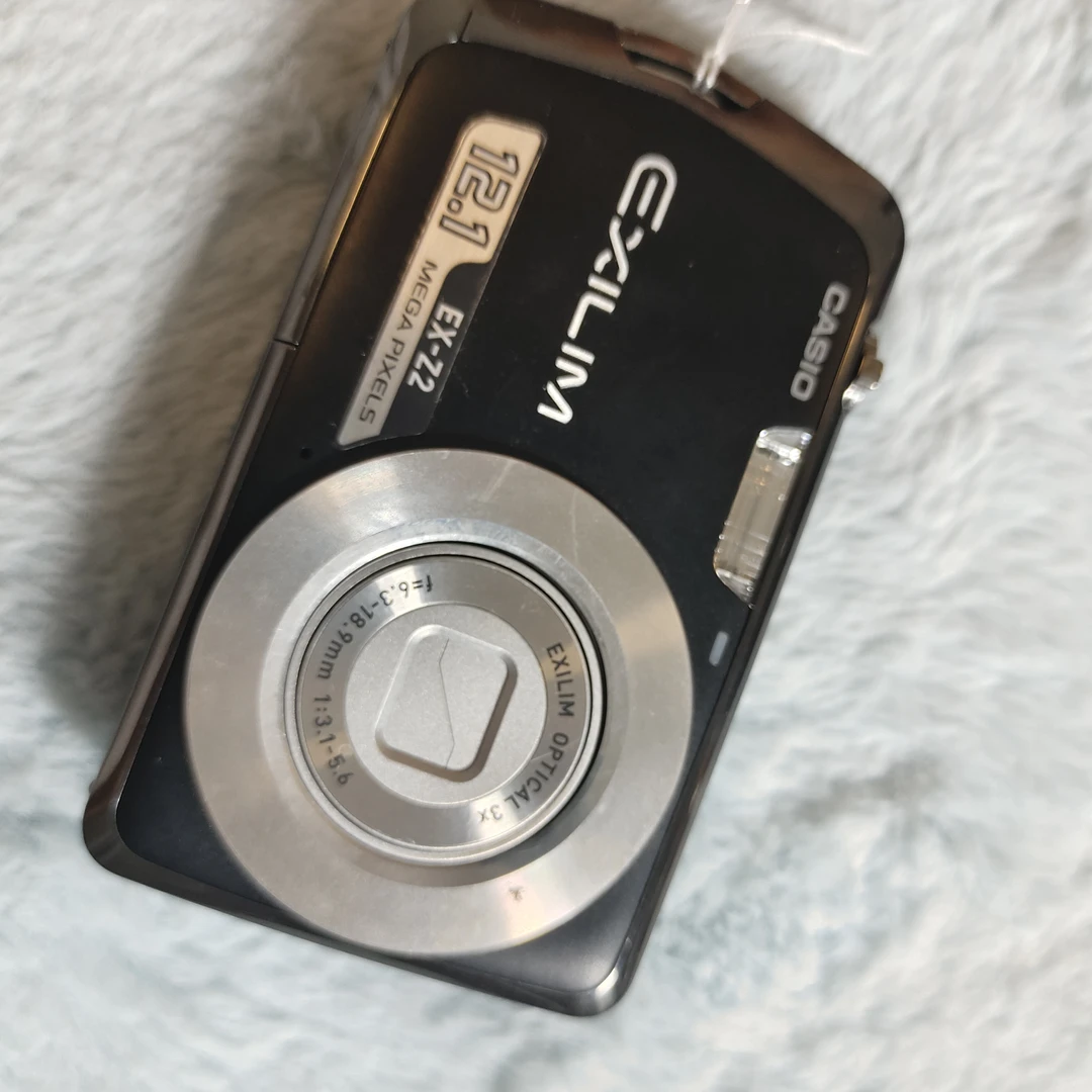 95新 Casio/卡西欧 卡西欧z2 1210万像素，三倍变焦，no退，no换。