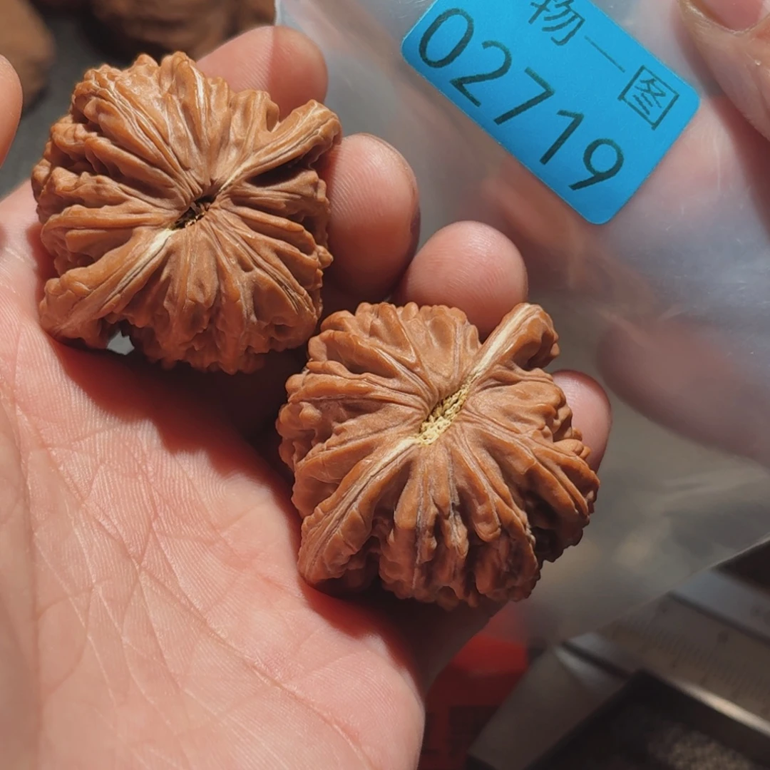 文玩核桃把件蓟县楼