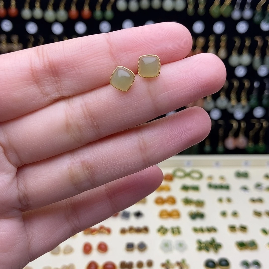 和田玉银S925镶嵌耳饰