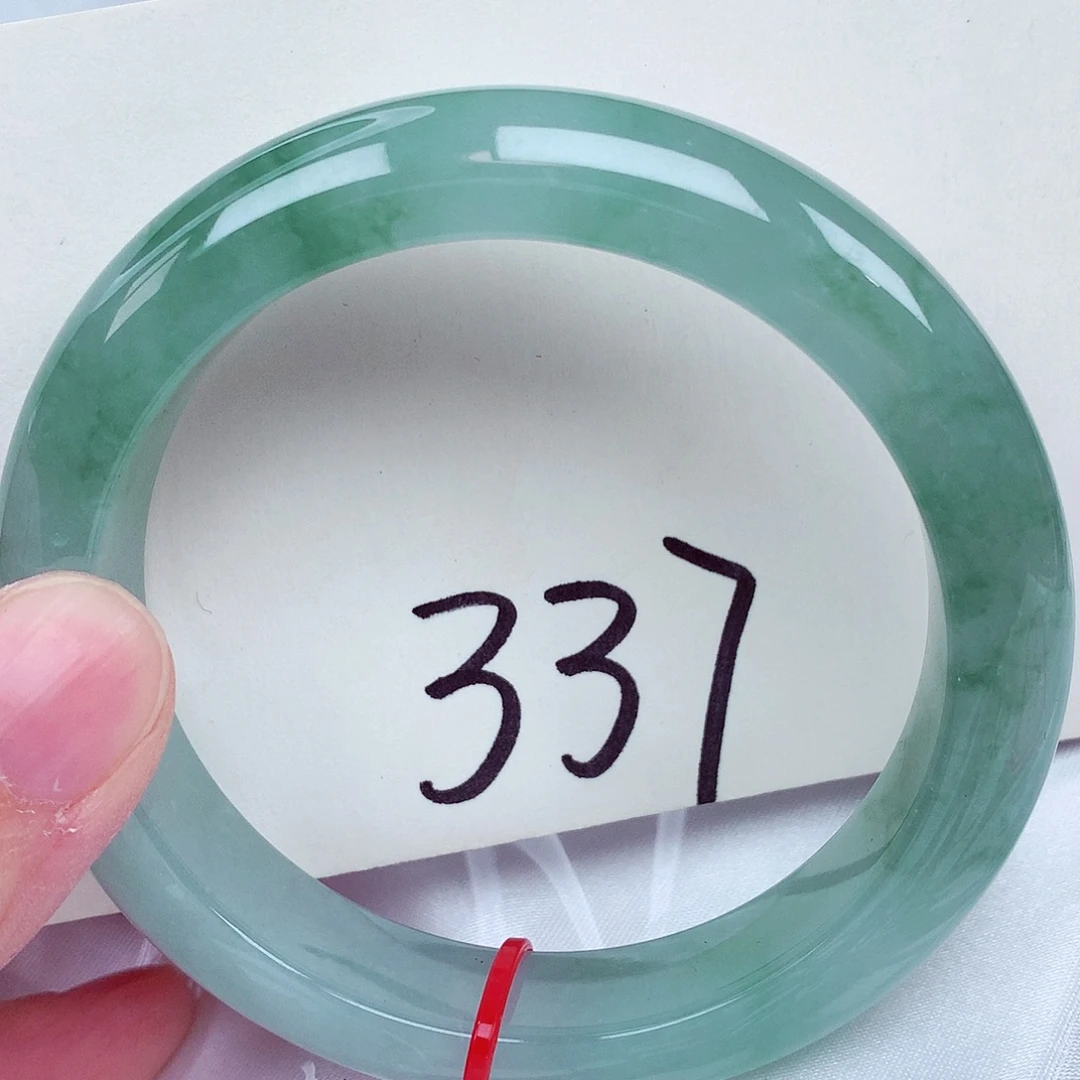 翡翠未镶嵌手镯翡翠