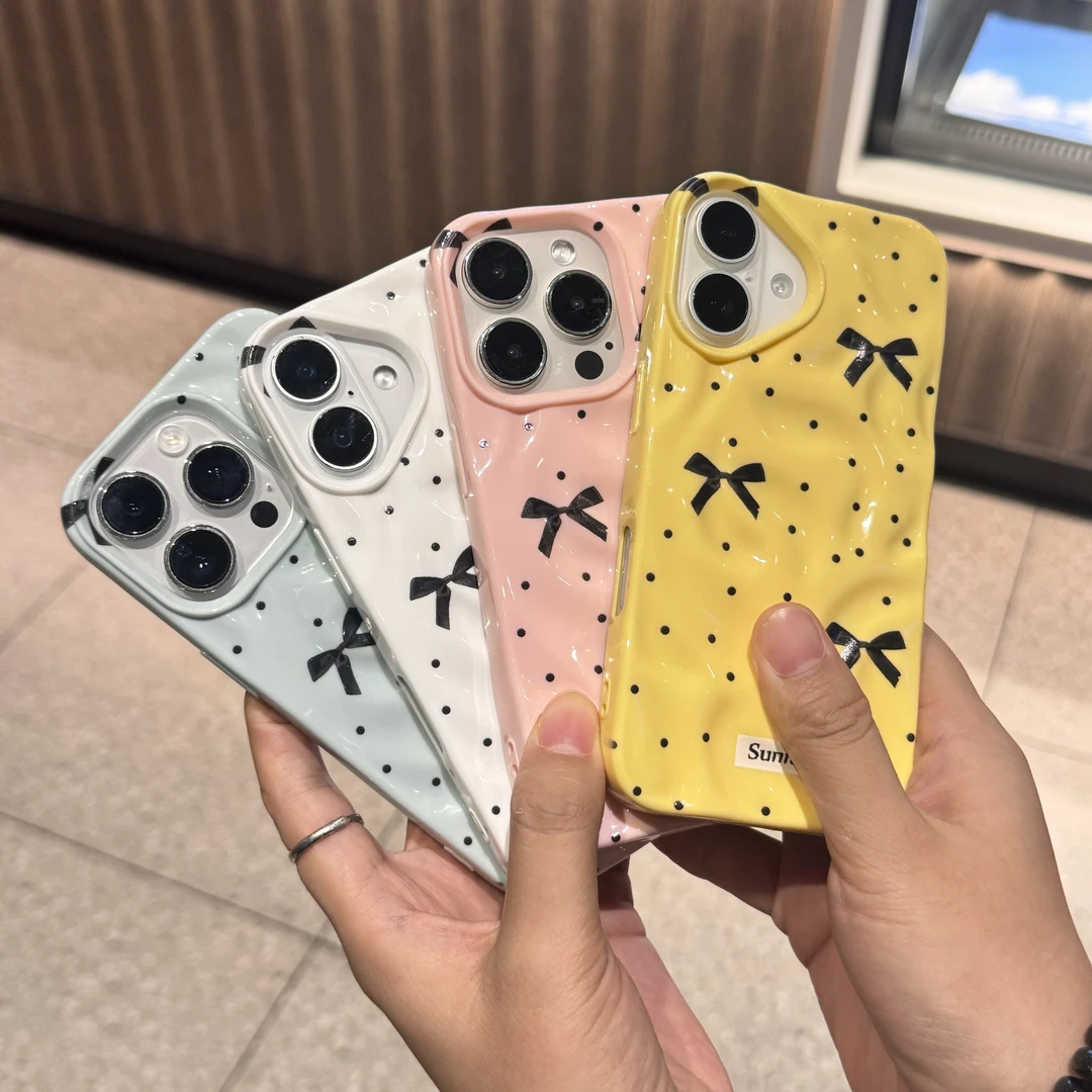 黑色波点蝴蝶结牛奶壳适用iPhone16苹果14promax手机壳15防摔13
