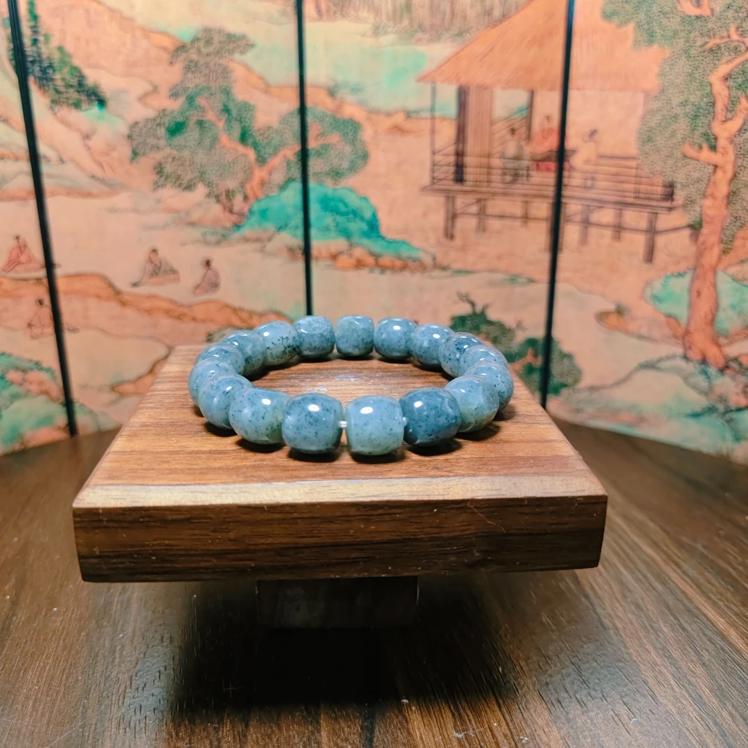 Y和田玉桶珠手串（卡11）0745