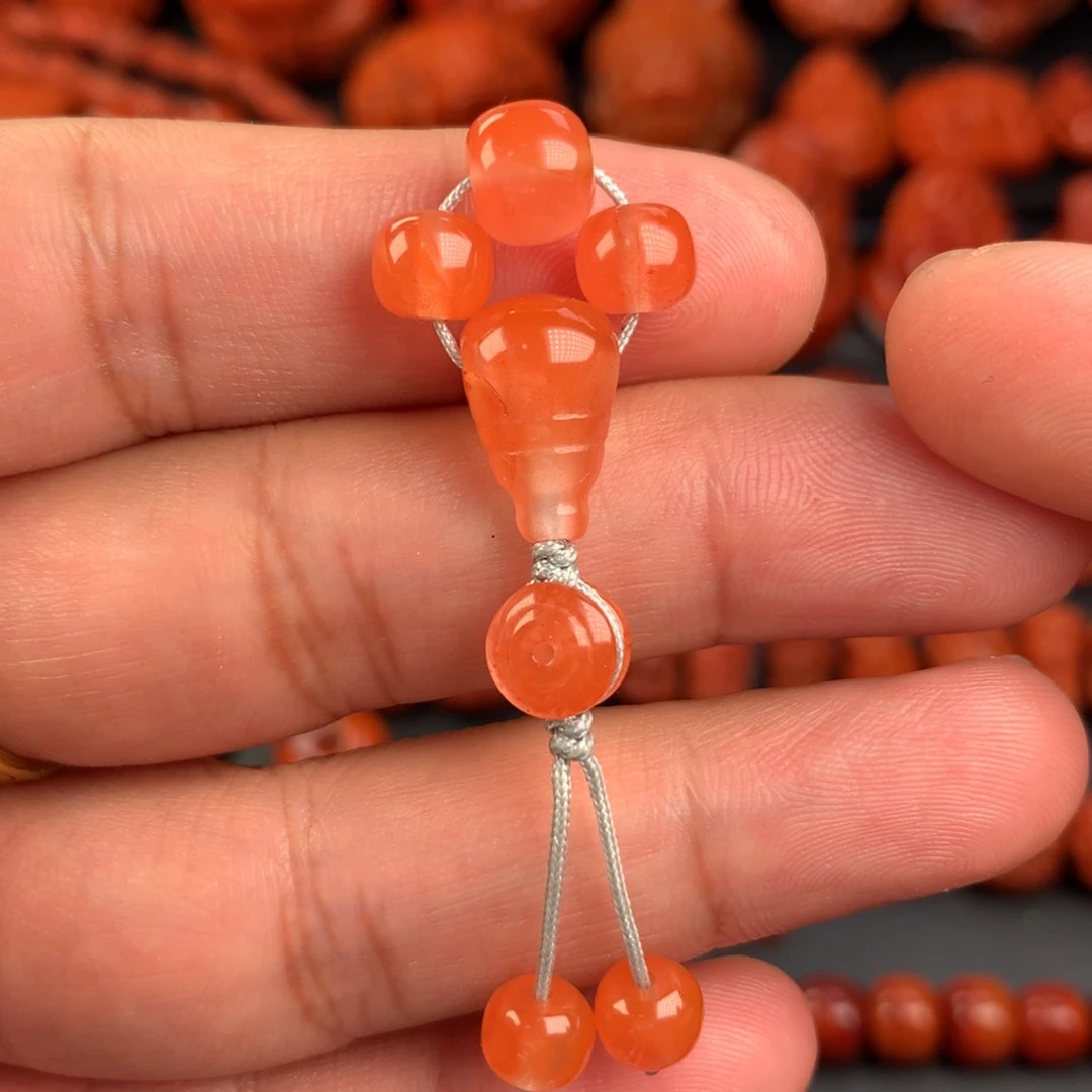 南红玛瑙套装未镶嵌