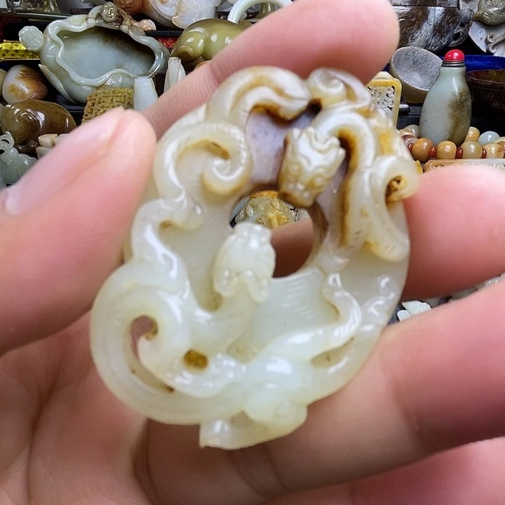 颈饰未镶嵌和田玉