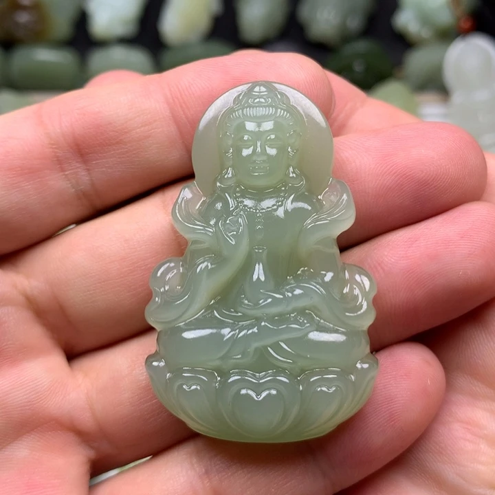 梦***3和田玉未镶嵌颈饰