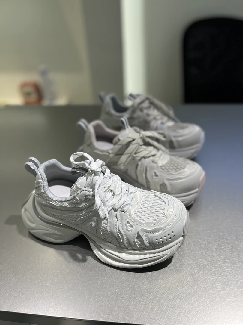 2025春夏季新款休闲板鞋时尚休闲舒适网鞋厚底老爹鞋1671