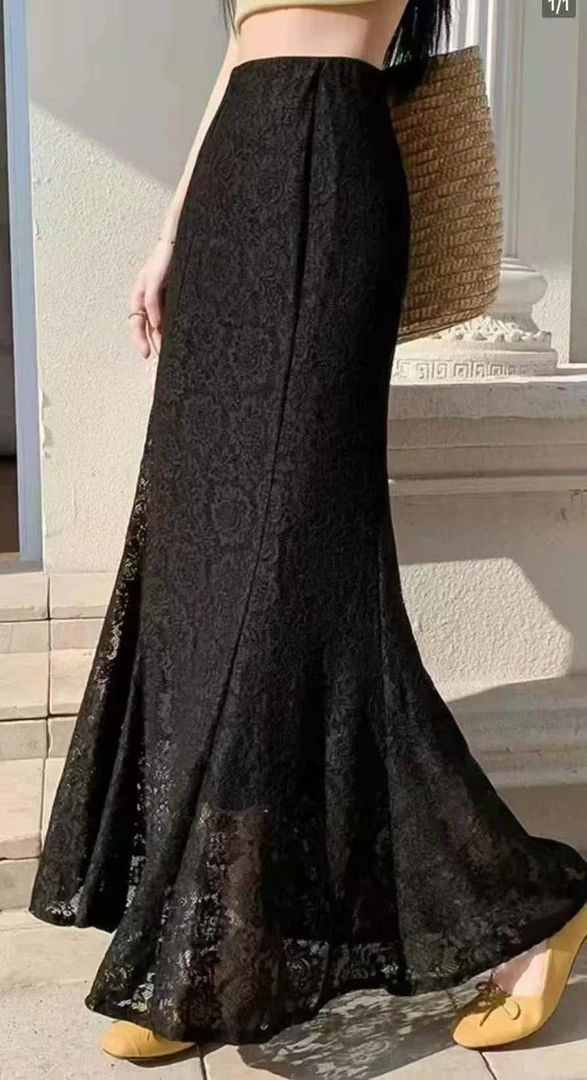 张金家气质减龄显瘦修身女人味鱼尾蕾丝包臀半裙