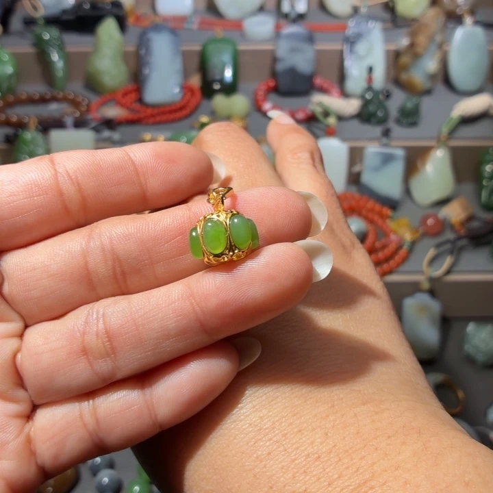 和田玉银S925镶嵌颈饰