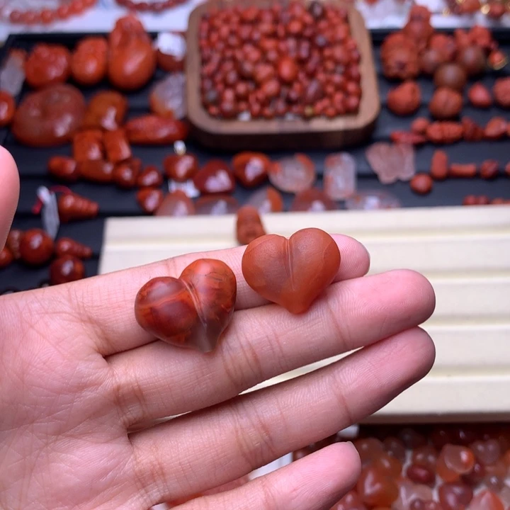 m***南红玛瑙未镶嵌珠宝半成品2个屁桃