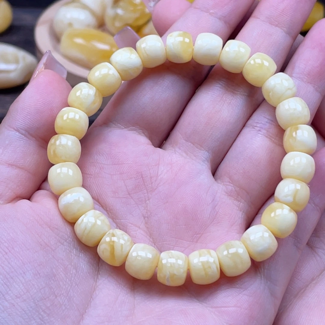 王***！琥珀未镶嵌手链手串