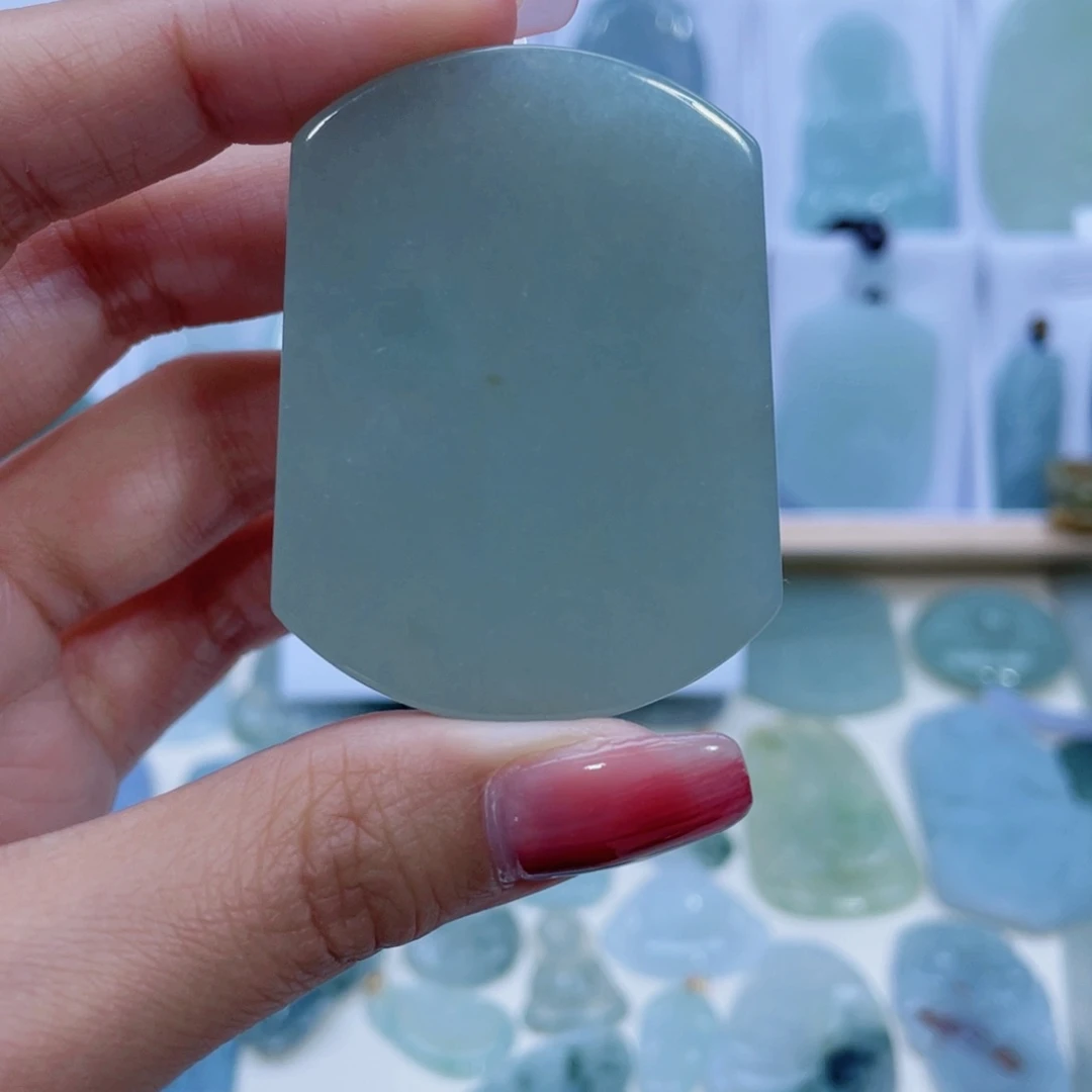 翡翠颈饰未镶嵌新*