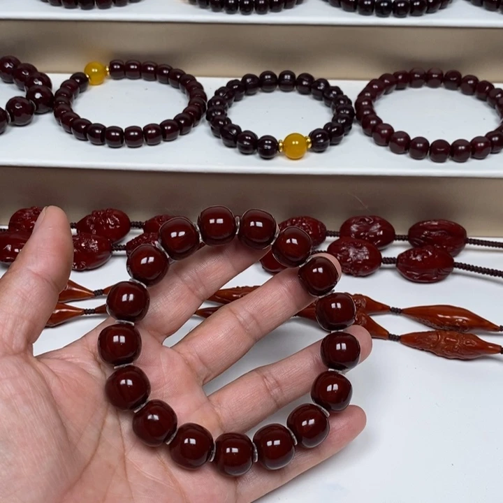 小***。橄榄核手串手持脖挂