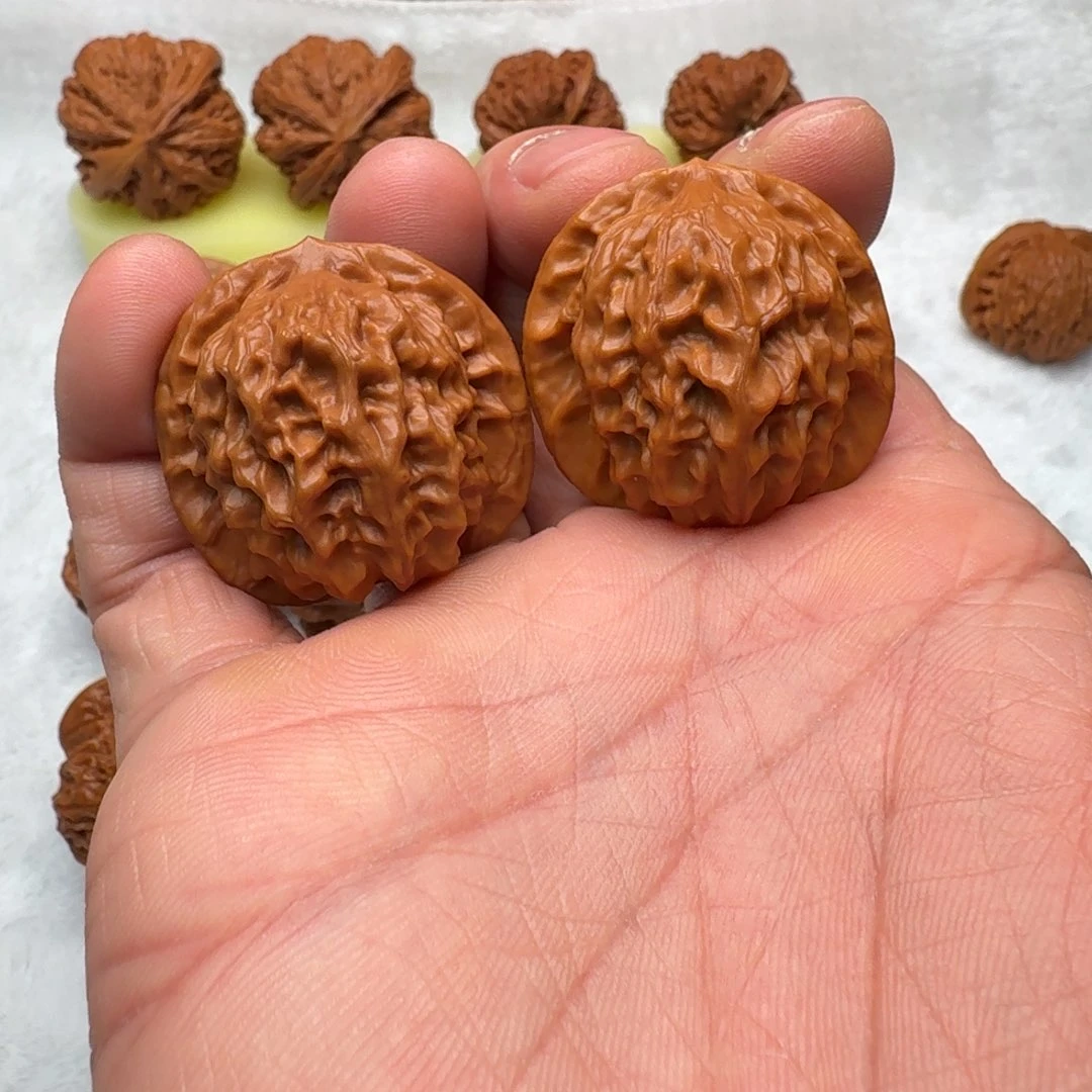 文玩核桃把件瓷娃娃37