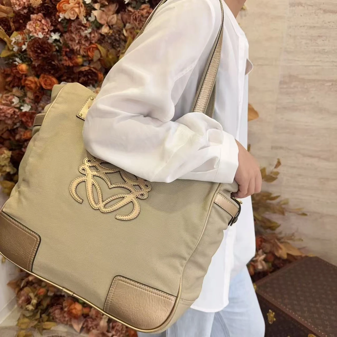 95新 LOEWE/罗意威 LOEWE/罗意威【冰】卡其色托特
