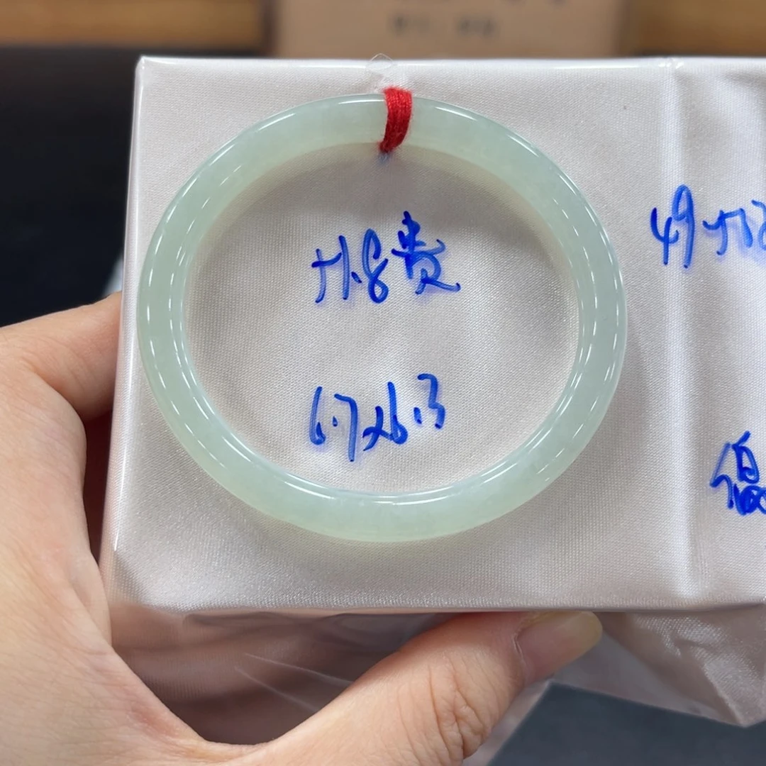 未镶嵌手镯翡翠翡翠
