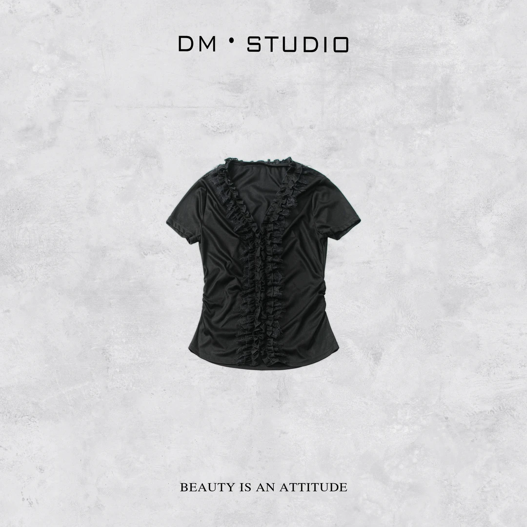 DM•STUDIO/收腰显瘦气质精致感蕾丝边V领上衣T恤2504TX/33977