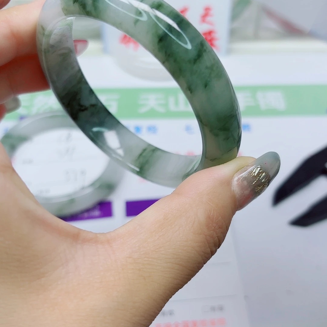 未镶嵌手镯石英质玉19/5960