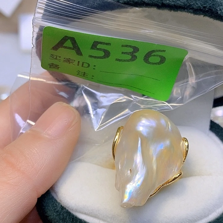 淡水珍珠未镶嵌颈饰