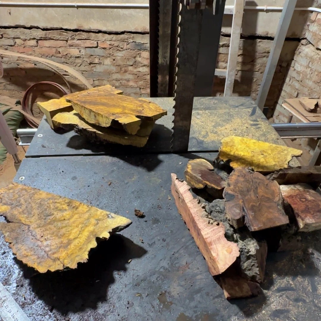 淡****黄花梨/降香黄檀小叶羊蹄甲老料瘤疤料子小叶