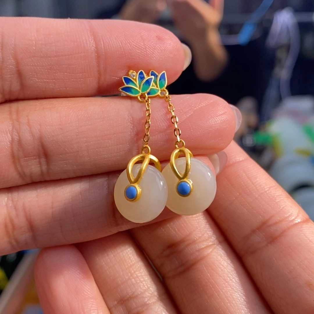 和田玉未镶嵌耳饰