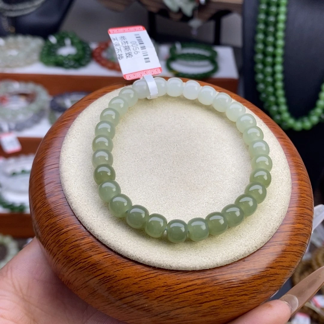 和田玉晴水渐变未镶嵌