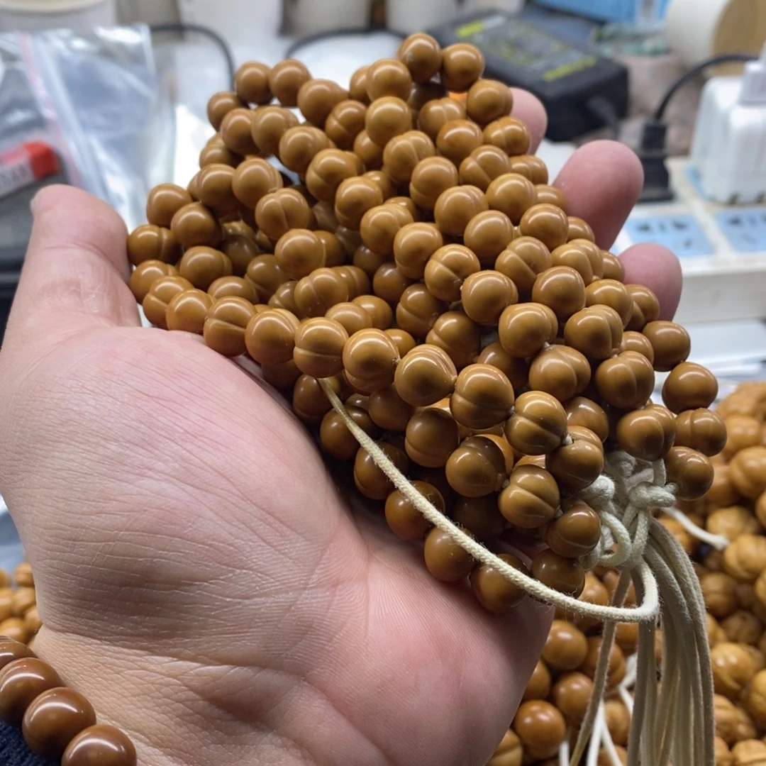 吊坠猴头核桃屁桃