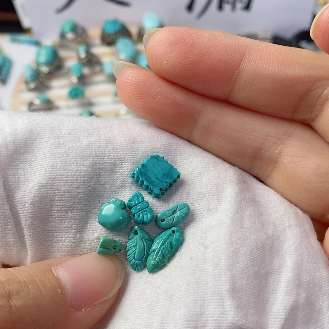 南红玛瑙未镶嵌珠宝奇石