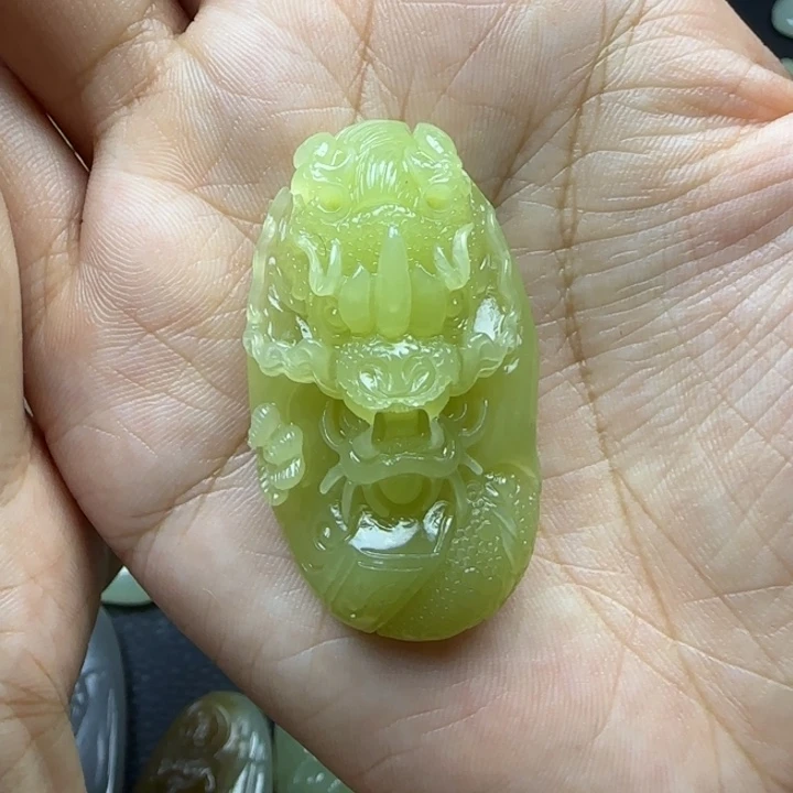 笑***天和田玉未镶嵌挂件