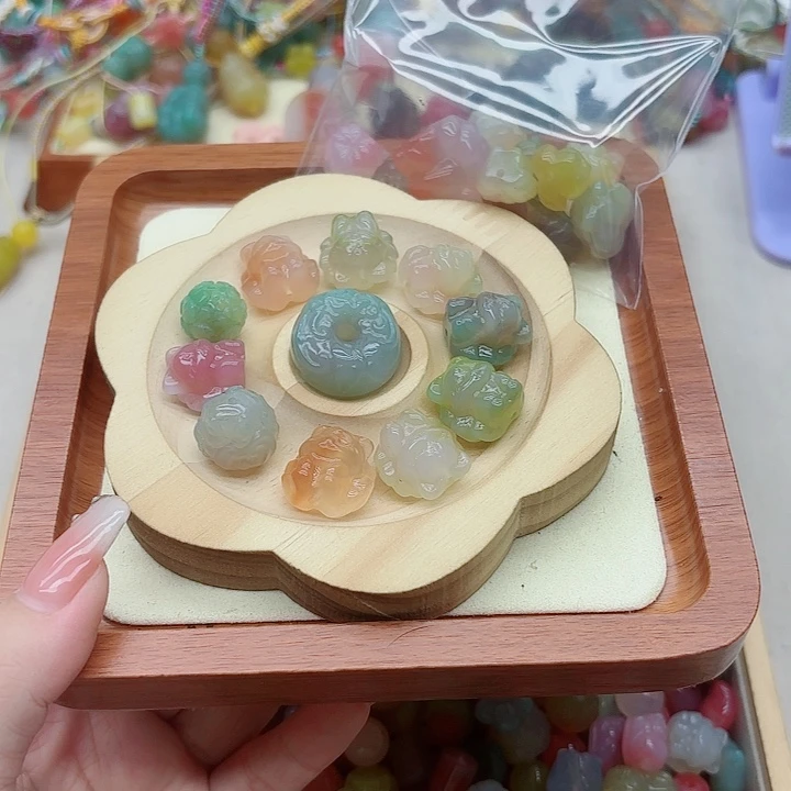 汶***熹玛瑙/玉髓未镶嵌手链盐源8