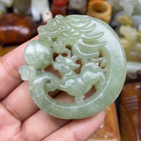 合金蛇纹石玉颈饰118