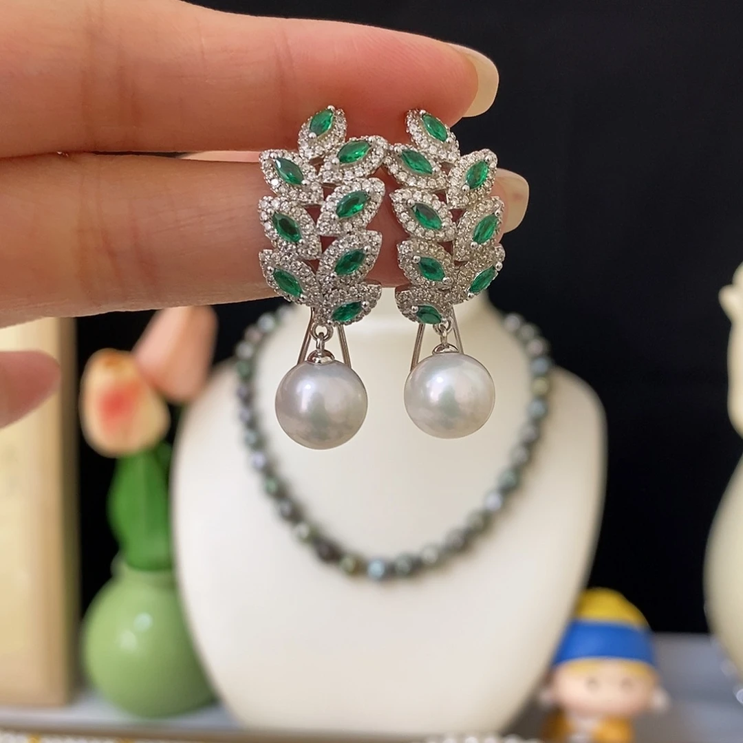 银S925镶嵌耳饰淡水珍珠