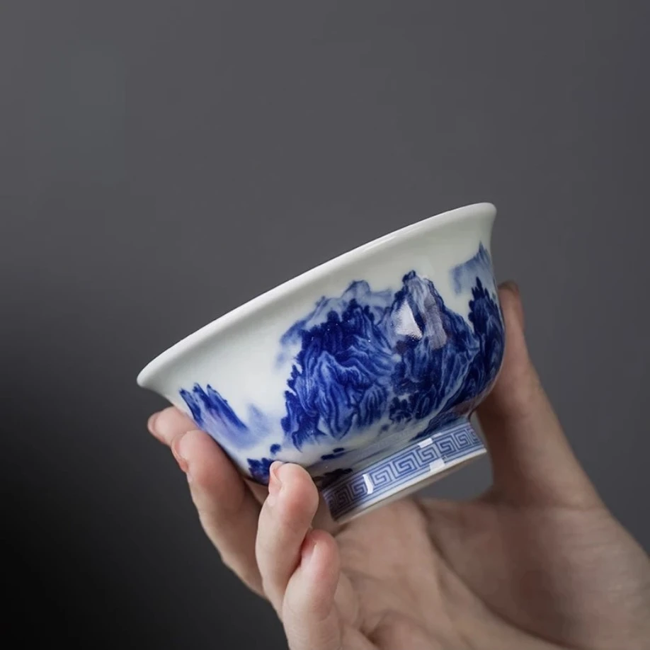 七丞堂景德镇高温陶瓷手工青花釉下千里江山图主人杯压手杯缠枝莲
